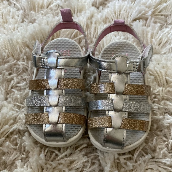 Carters toddler sandals - Picture 4 of 4